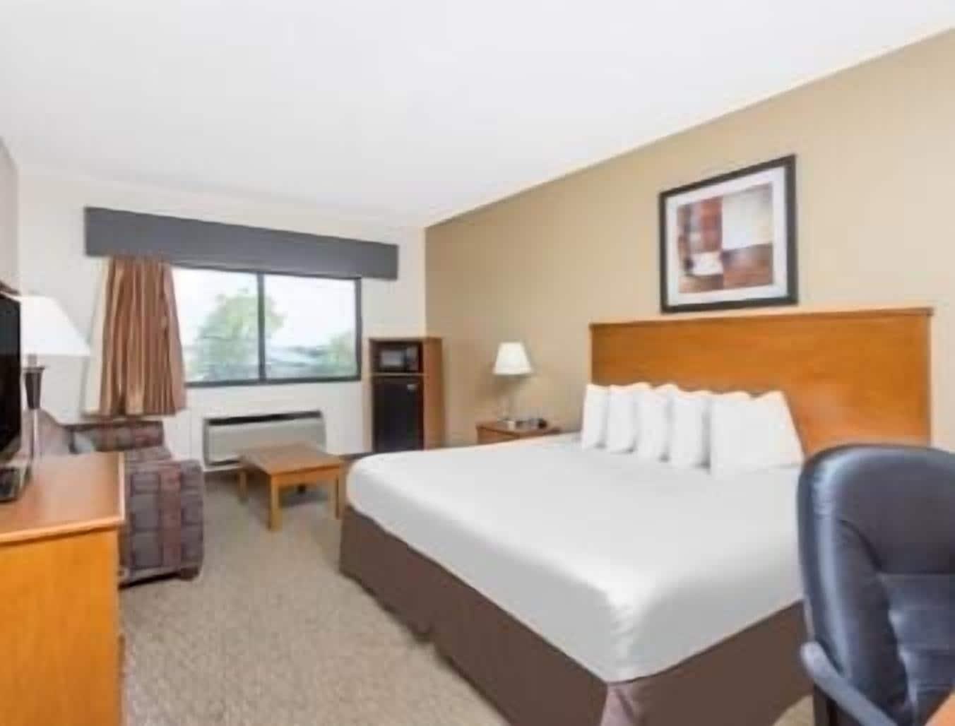 Days Inn By Wyndham Phenix City Near Fort Moore Exterior foto