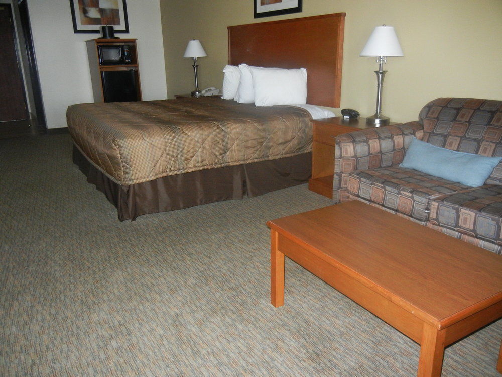 Days Inn By Wyndham Phenix City Near Fort Moore Exterior foto